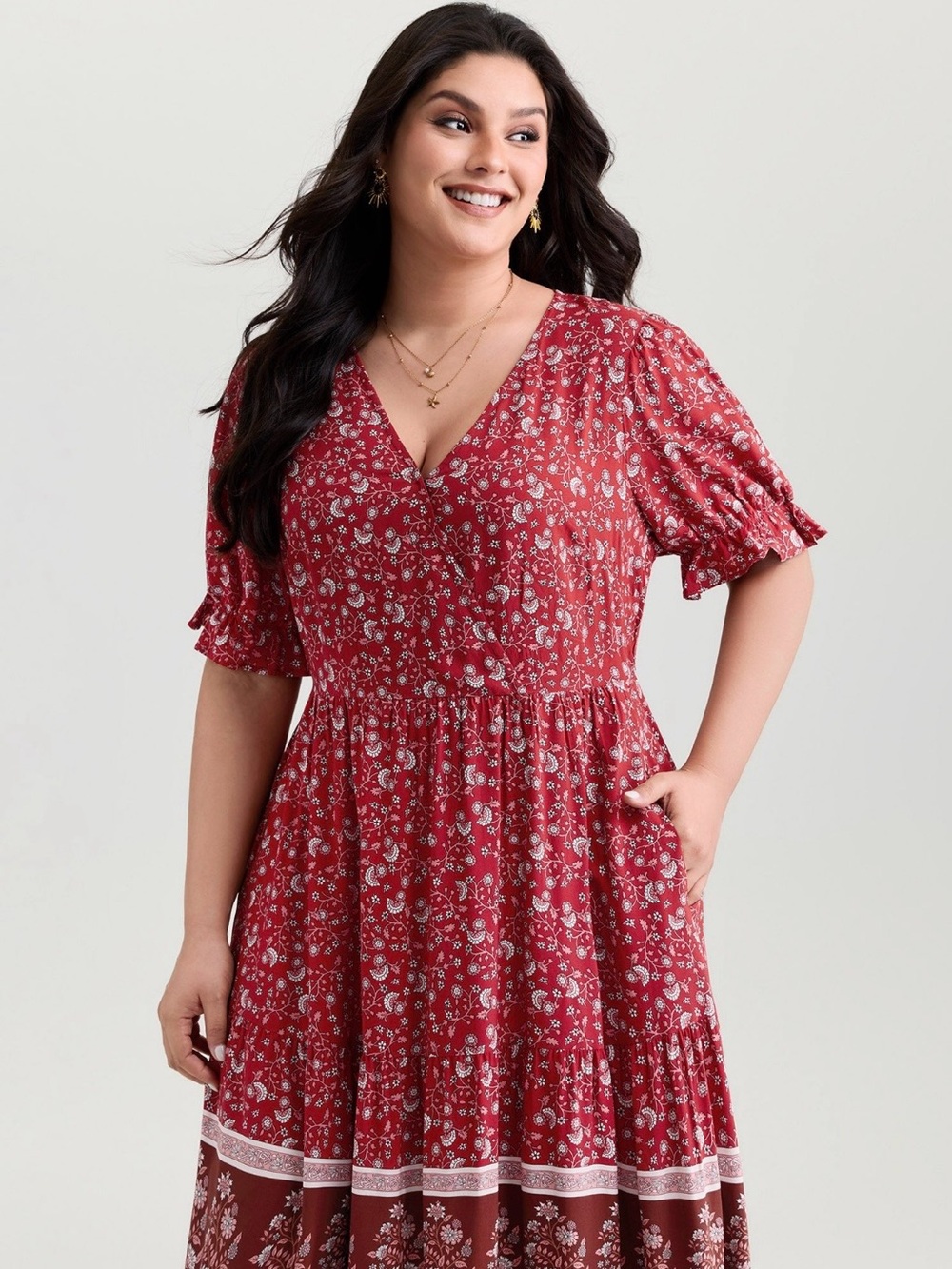 Bloomchic Plus Size Red Floral V-Neck Maxi Dress - Picture 2 of 6